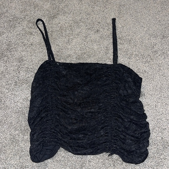 BLACK CROP TOP - Picture 1 of 1